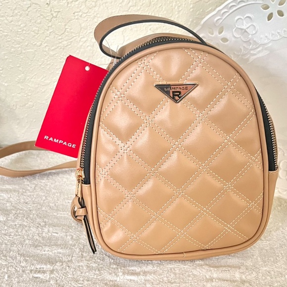 RAMPAGE Quilted Backpack - Picture 1 of 2